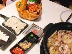 -东椰·海南椰子鸡火锅(朝阳门店)