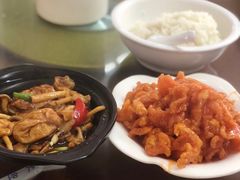 -胡子饮食店