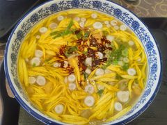 -火烧房子菊花米线(兴盛路店)