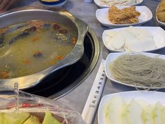 -光头药膳鸡(莱茵小镇店)