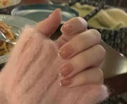 -悦指间美甲美睫