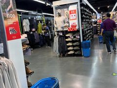 -迪卡侬(西三旗店)