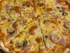 超级至尊披萨-JINNS锦时 steak&pizza(浸信会礼拜堂旧址店)