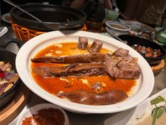 -潮界(LU·ONE凯德晶萃广场店)