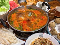 -亮欢寨酸汤鱼(沙冲路店)