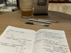 -钟书阁(群光广场店)