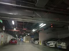-伟东·乐客城-停车场