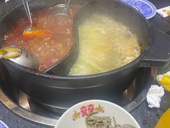 -沸炉重庆老火锅(军事博物馆店)