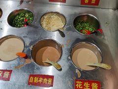 -老北京热气涮羊肉·小龙虾·烤鱼(呼玛路店)