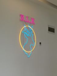 -E.L.K造型momopark店