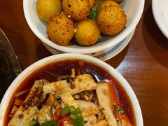 -炉小二铜锅牛蛙•川湘菜(三里屯店)