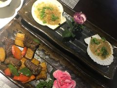 -乐领拈花溪·林涧食韵