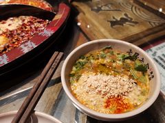 -老房老舍重庆火锅(假日城市店)
