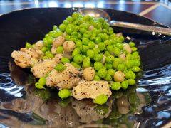 蟹钳豌豆鸡头米-杭州西子湖四季酒店·金沙厅