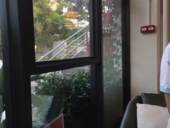 -老板很二(吉大店)