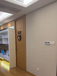 -ROYEA茹彦祛痘·问题肌肤修护中心