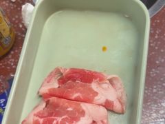 -四囍码头海鲜烧烤自助火锅(外滩南京东路悦荟广场店)