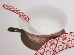 -谭厨中山传家菜.乳鸽.脆鲩鱼(华强北中航城店)