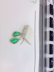 -Wisezone唯点穿耳打耳洞专业国际连锁品牌