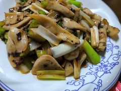 -公寓家常菜馆(海军博物馆店)