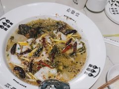 -渔语鱼酸菜鱼新川菜(来福士店)