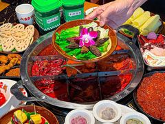 -憨孃孃·重庆老火锅(红山黑金店)
