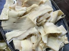-牛一煲美食(江高店)