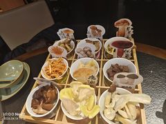 -菌自由丨野生菌火锅特色庭院餐厅(丽江古城店)