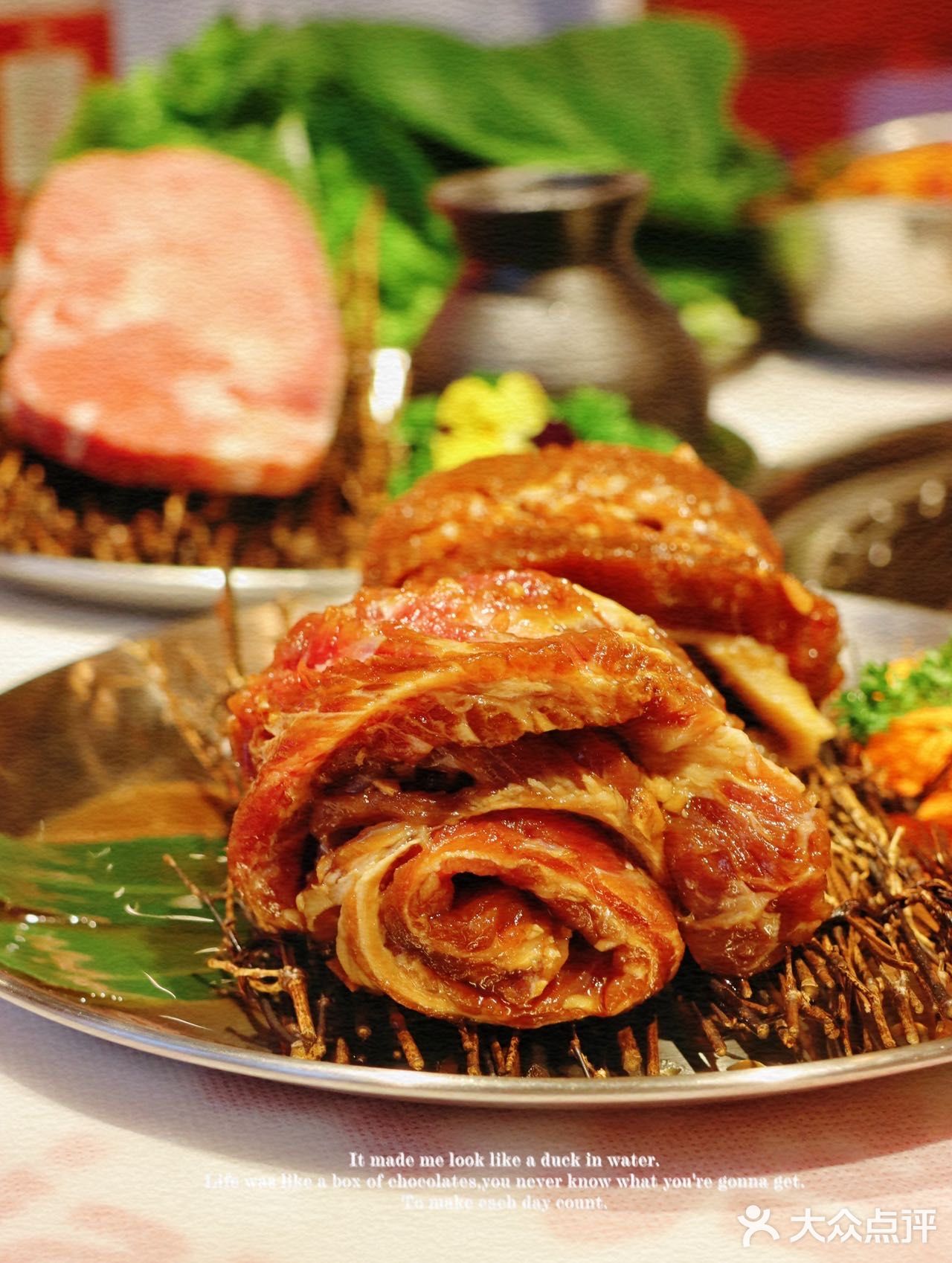 最鹤城家庭拌肉，招牌必点，肥瘦相间却不腻。调味牛排卷