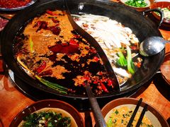 -周小明火锅(黑金冠社区店)