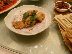 -品悦酒店(三林古镇店)
