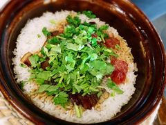 特色腊味煲仔饭-百年果林椰子鸡(中洲店)