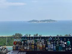 -瑰丽酒店·海吧·天际下午茶·现场DJ·天台酒吧