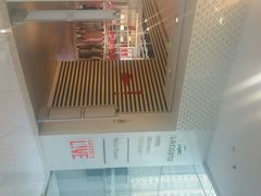 android_upload_pic-LACOSTE(新中关购物中心店)