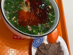 -德元兰州纯汤牛肉面(深圳首店)