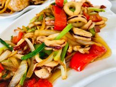 -覃记海鲜美食餐厅