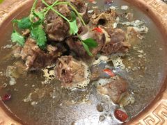 -城一锅涮烤羊蝎子·烤串