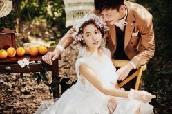 -雪中彩影婚纱摄影·微光艺术中心