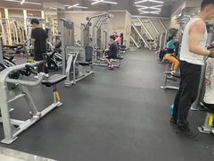 -美航国际健身(北京华联店)