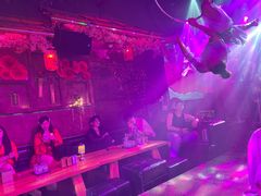 -喜鹊音乐酒馆(西街店)