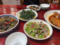 -芦茨金富饭庄·25年老字号·专做稻草鸡
