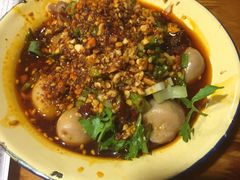 口口脆-拈签一笑黄牛肉辣卤串串