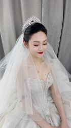-莫小姐婚纱