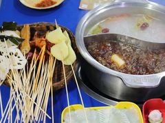 -马路边边·成都串串(翠柏路店)