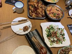 -喝丢一只鞋辣炒海鲜小烧烤(三八广场店)