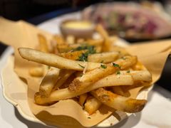 -斯普汇生蚝牛排馆(中骏世界城店)
