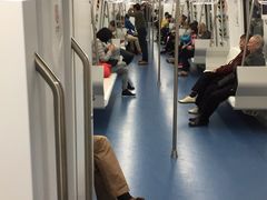 车厢-屏山(地铁站)