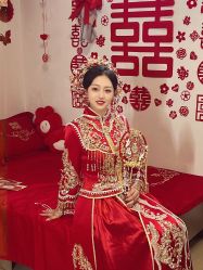-莫小姐婚纱