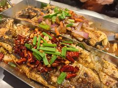 清鮰鱼-鸣记脆皮烤鱼·海鲜烤鱼(马栏店)