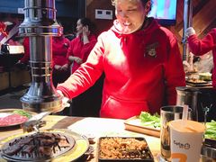 -青瓦炭韩潮烤肉(花园道店)